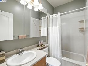 21798 Independent School Rd, Castro Valley CA 94552