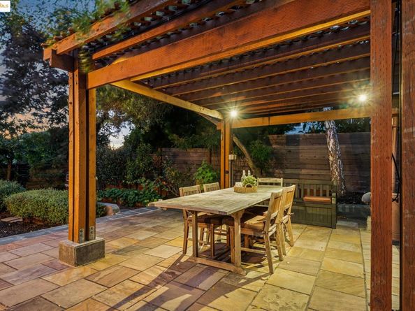 6545 Alta Vista Dr, El Cerrito CA 94530