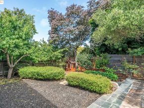 6545 Alta Vista Dr, El Cerrito CA 94530