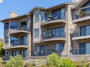 64 Schooner Hl, Oakland CA 94618