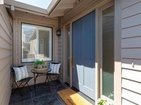 64 Schooner Hl, Oakland CA 94618