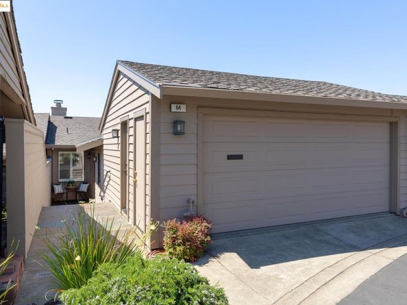 64 Schooner Hl, Oakland CA 94618