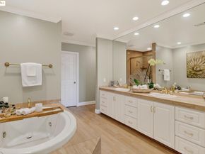 64 Schooner Hl, Oakland CA 94618