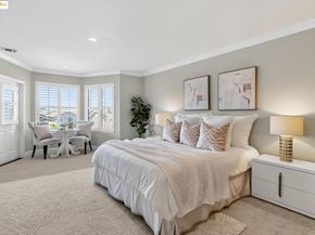 64 Schooner Hl, Oakland CA 94618