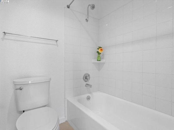 1318 B Street 314, Hayward CA 94541