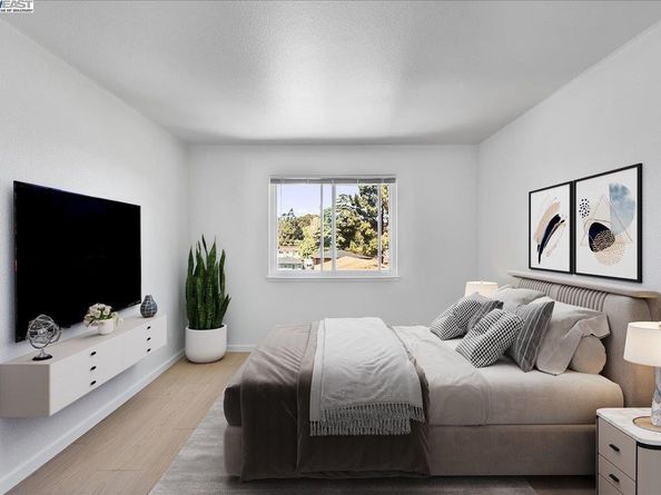 1318 B Street 314, Hayward CA 94541