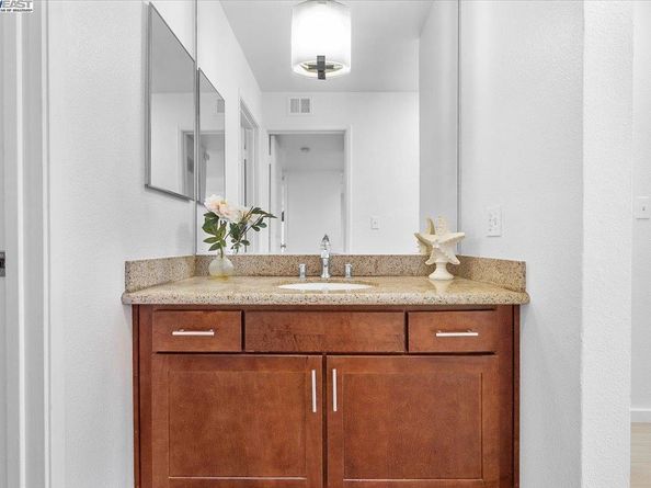 1318 B Street 314, Hayward CA 94541
