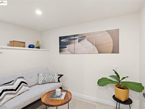 3449 Encina Way, Oakland CA 94605