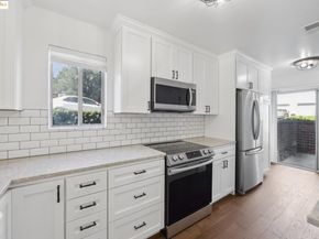 204 Pebblecreek Ct, Martinez CA 94553