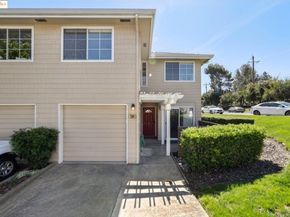 204 Pebblecreek Ct, Martinez CA 94553
