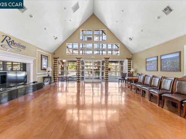 120 Reflections Dr 23, San Ramon CA 94583