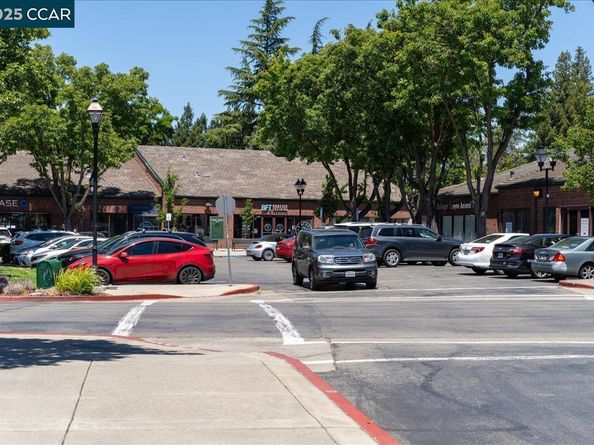 120 Reflections Dr 23, San Ramon CA 94583