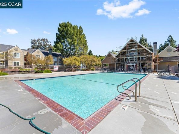 120 Reflections Dr 23, San Ramon CA 94583