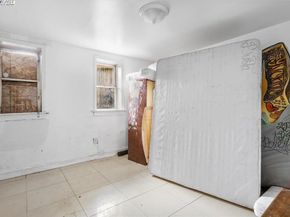 2230 23Rd Ave, Oakland CA 94606