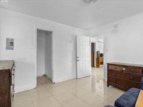 2230 23Rd Ave, Oakland CA 94606