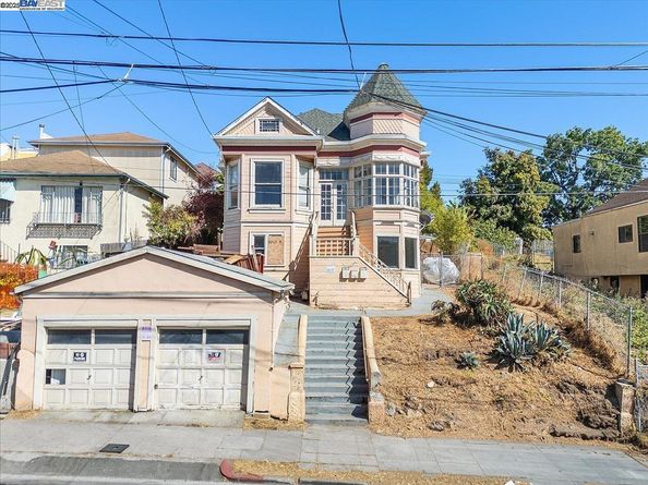 2230 23Rd Ave, Oakland CA 94606
