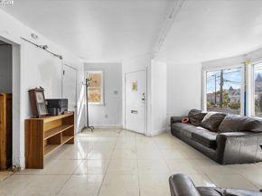 2230 23Rd Ave, Oakland CA 94606