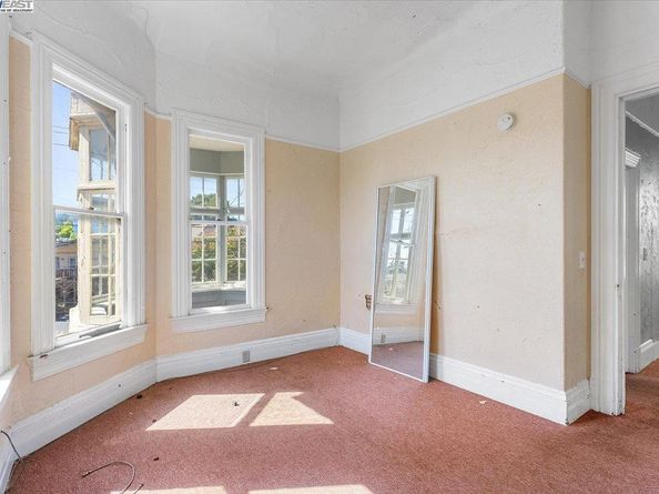 2230 23Rd Ave, Oakland CA 94606