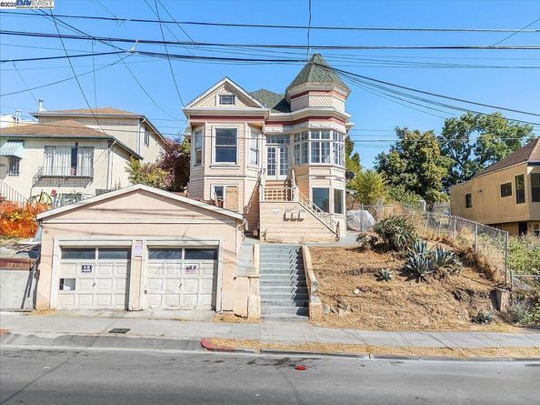 2230 23Rd Ave, Oakland CA 94606
