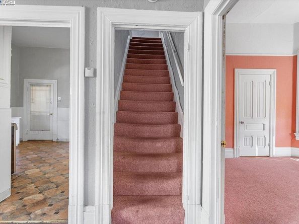 2230 23Rd Ave, Oakland CA 94606