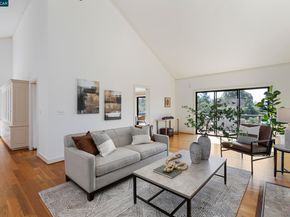 25 Watchwood Ct, Orinda CA 94563