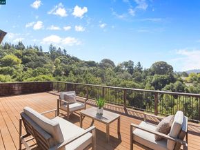 25 Watchwood Ct, Orinda CA 94563