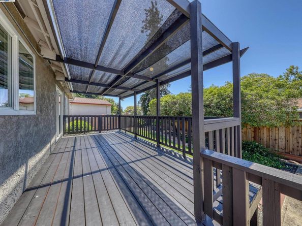 16111 Berkshire Dr, San Leandro CA 94578