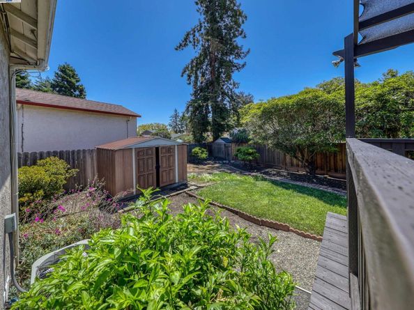16111 Berkshire Dr, San Leandro CA 94578