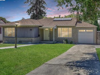 16111 Berkshire Dr