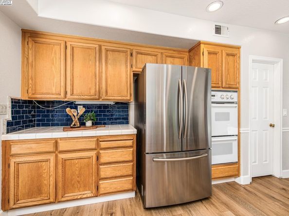 635 Zermatt St, Livermore CA 94551