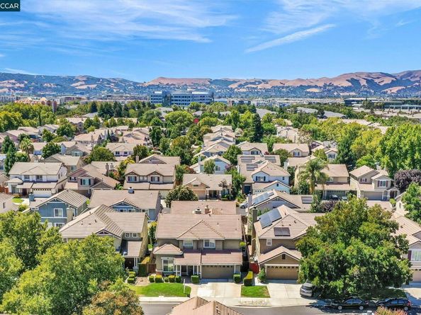 4684 Pheasant Ct, Dublin CA 94568