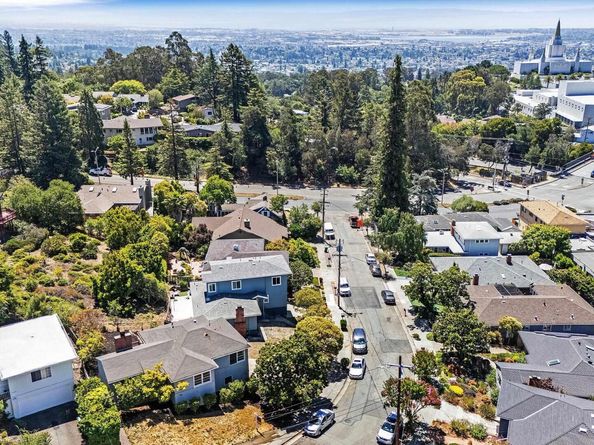 5040 Pierpoint Ave, Oakland CA 94602