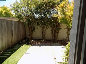 30 Greenview Lane, Richmond CA 94803