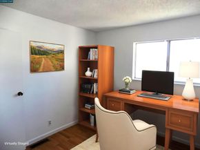 30 Greenview Lane, Richmond CA 94803