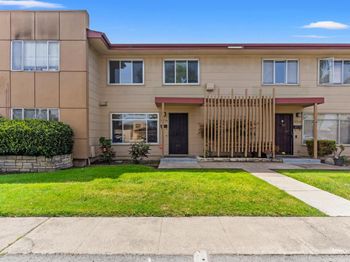 1573 Marina Ct