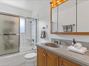 1573 Marina Ct A, San Mateo CA 94403