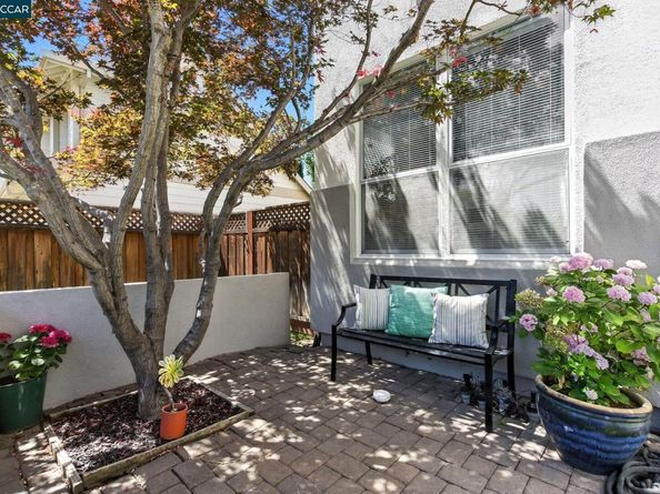 297 Del Valle, Pleasanton CA 94566