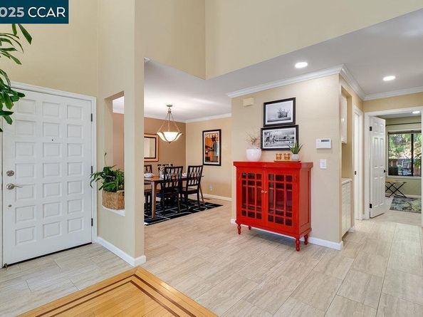 325 Beacon Ridge Ln, Walnut Creek CA 94597