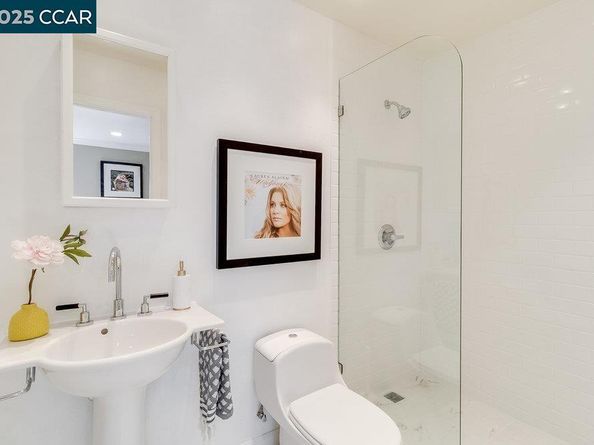 325 Beacon Ridge Ln, Walnut Creek CA 94597