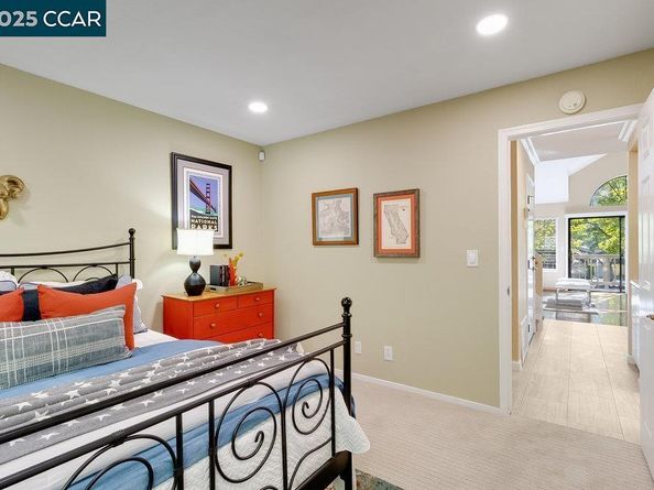325 Beacon Ridge Ln, Walnut Creek CA 94597