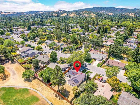 589 Maureen Ln, Pleasant Hill CA 94523