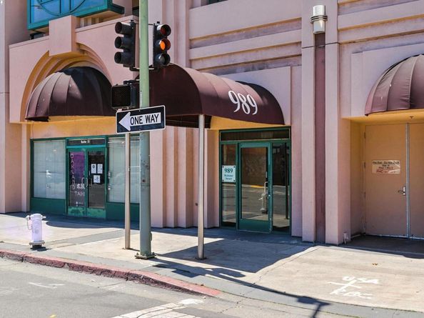 989 Webster 441, Oakland CA 94607