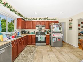 733 14th Street, West Babylon NY 11704