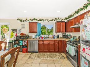 733 14th Street, West Babylon NY 11704