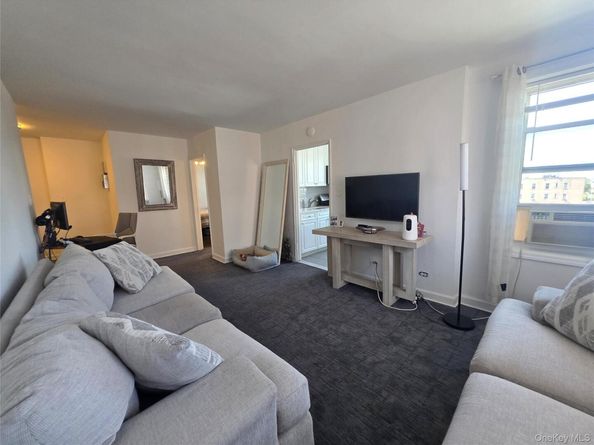 33-15 81st Street 5D, Jackson Heights NY 11372