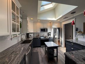 1 Honey Lane, Miller Place NY 11764