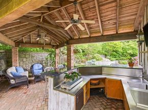 17 Holden Lane, Bayville NY 11709