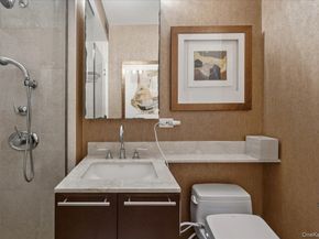 230 W 56th Street PHB, New York (Manhattan) NY 10019