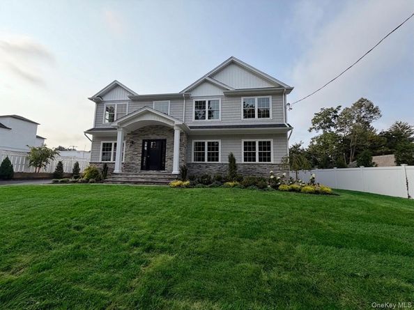 37 Church Street, Syosset NY 11791