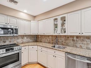 16 Lakecrest Lane, Ronkonkoma NY 11779